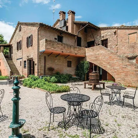 Pet Friendly In Castiglione D,lago Pg