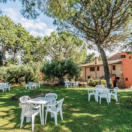 Pet Friendly In Castiglione D,lago Pg Villastrada (Umbria)